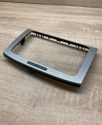 Volkswagen PASSAT B6 Radio/GPS head unit trim 3C0858069M 3C0919234