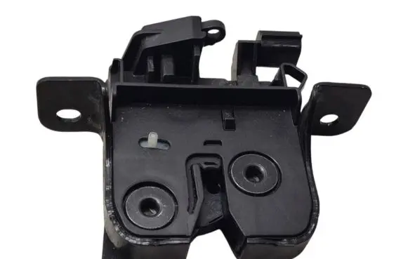 Dacia Sandero Loading door lock 905037373R