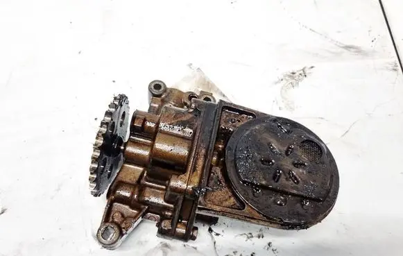 Peugeot 206 Oil pump 9431102021