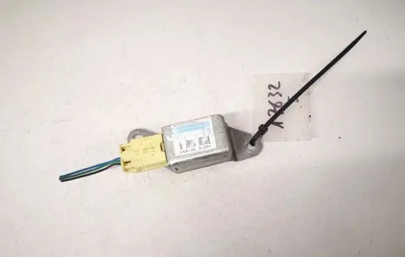 Subaru Legacy Airbag deployment crash/impact sensor 98235ag001 187900-0671