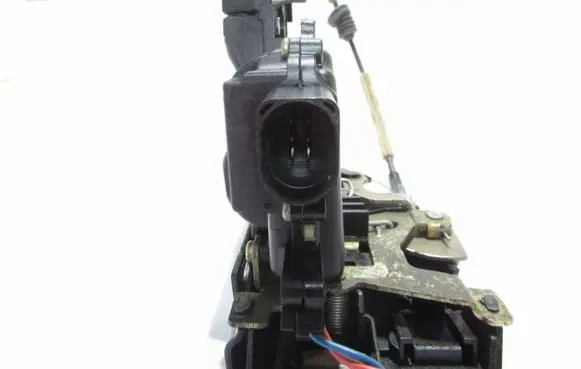 Seat Ibiza III (6L) Rear door lock