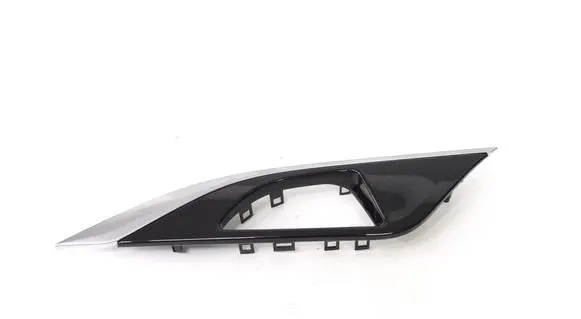 Infiniti Q30 Rear door card panel trim 829155DA000
