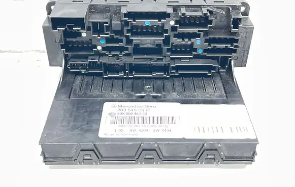 Mercedes-Benz C W203 Fuse module 2035453501 5DK00848543