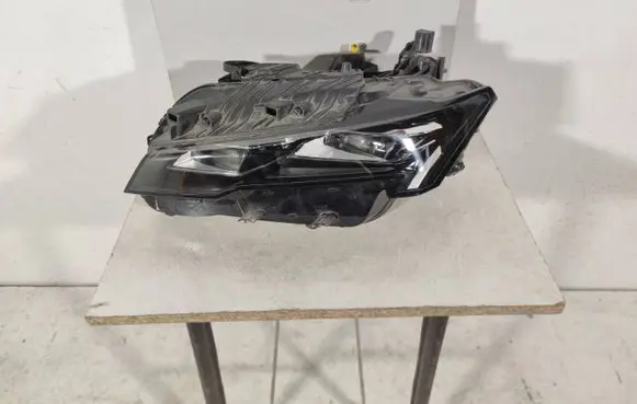 Peugeot 308 Headlight/headlamp 98491150