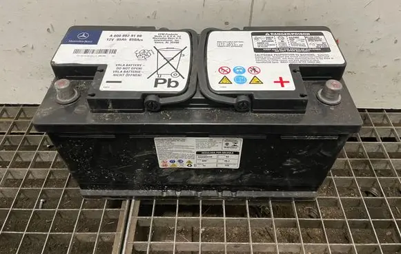 Mercedes-Benz GLE (W166 - C292) Car battery A0009829108