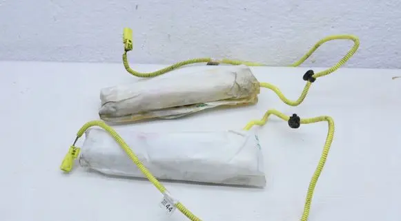 Subaru XV II Seat airbag 98201FL050
