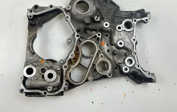 Toyota Hilux (AN120, AN130) Timing chain cover 
