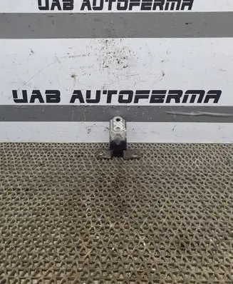 Hyundai ix35 Front door upper hinge