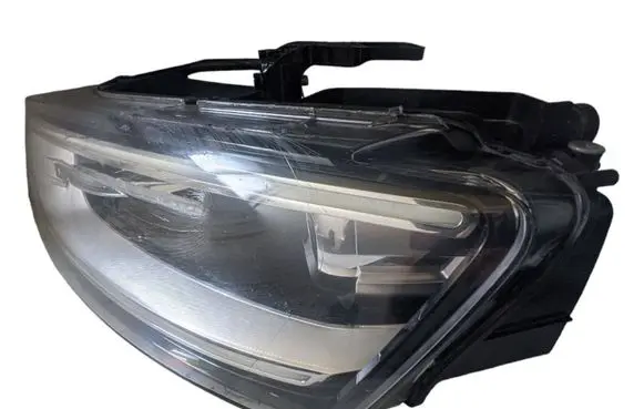 Audi Q3 8U Headlight/headlamp 8U0941005 7083100000