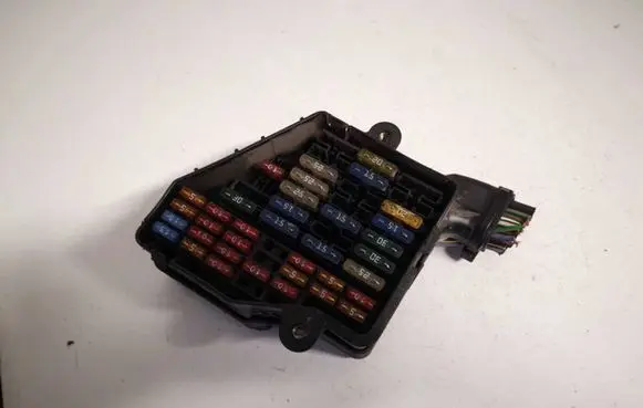 Audi A4 S4 B5 8D Fuse box set