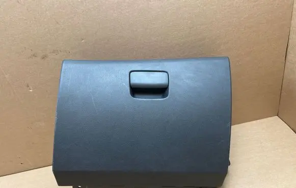 Mercedes-Benz CLA C117 X117 W117 Glove box 17668000919H