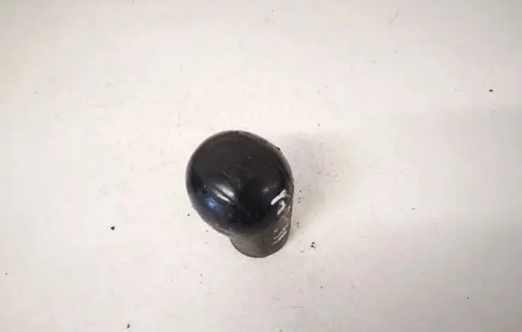 Toyota Avensis Verso Gear lever shifter trim leather/knob
