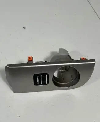Dodge Durango III Dashboard glove box trim 04602891AE