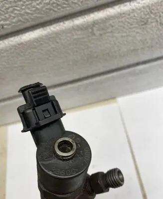 Hyundai Santa Fe Fuel injector 3380027000