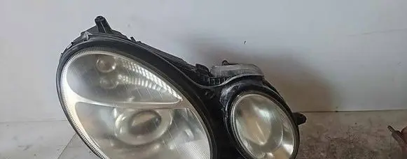Mercedes-Benz E W211 Headlight/headlamp 15436200