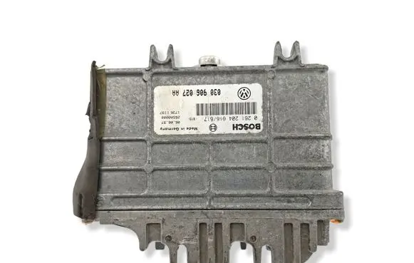 Volkswagen Polo Engine control unit/module 030906027AA 0261204616
