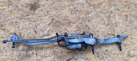 Front wiper linkage and motor