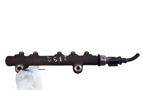 Fuel main line pipe