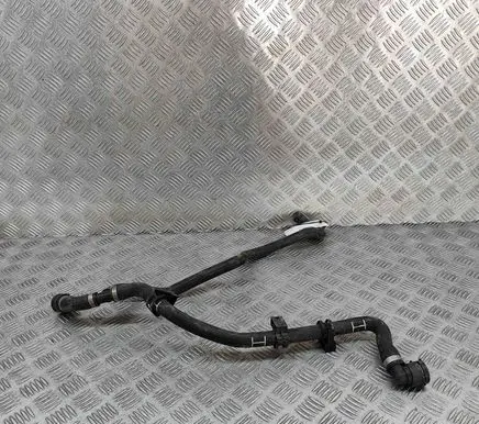 Mercedes-Benz Sprinter W907 W910 Engine coolant pipe/hose A9108304900