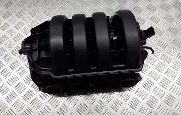 Audi A3 S3 8P Intake manifold 03C129711F