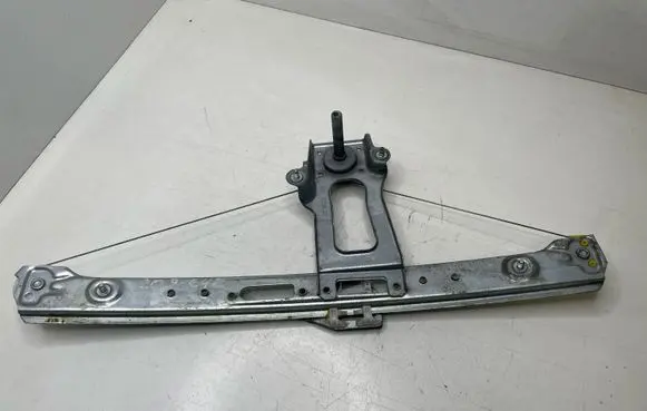 BMW 3 E46 Rear door manual window regulator 7011205