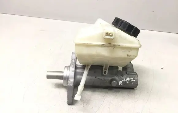 Volvo XC90 Master brake cylinder 8683272