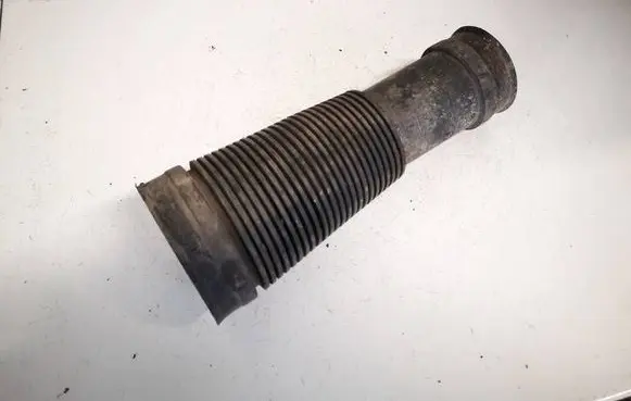 Opel Astra H Air intake hose/pipe 5530895