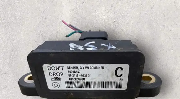 Mitsubishi ASX ESP acceleration yaw rate sensor 4670A149 06211702283