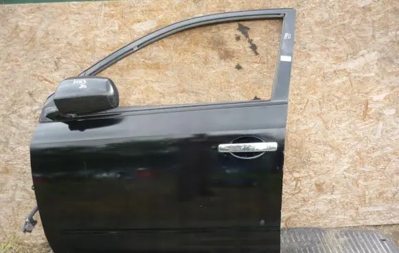 Nissan Murano Z50 Front door
