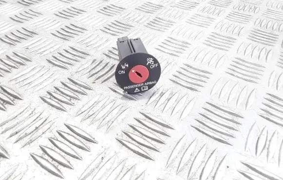 Suzuki SX4 S-Cross Passenger airbag on/off switch 3897052K00 3897057L00