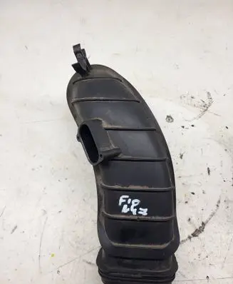 BMW 5 F10 F11 Air intake hose/pipe 8508047 1371508047