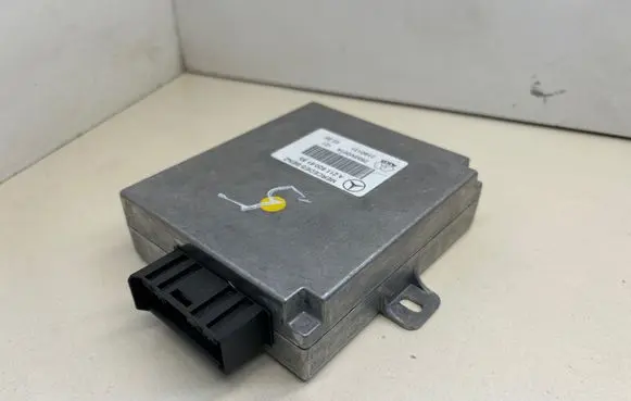 Mercedes-Benz E W211 Phone control unit/module A2118206185 3190131 2855V0014
