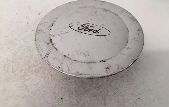 Ford Fiesta Original wheel cap 2s611000ba 2s61-1000-ba