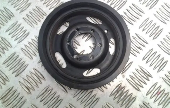 Opel Astra J Crankshaft pulley 55571403