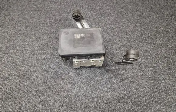 BMW M3 F80 ABS Pump 7851298 8089697 10091765553