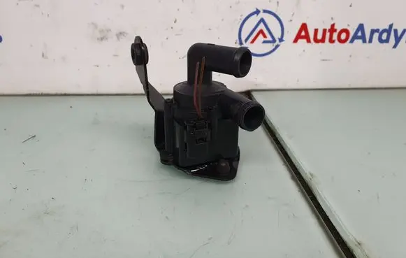 BMW 5 F10 F11 Electric auxiliary coolant/water pump 9183714 64119183714 9230237