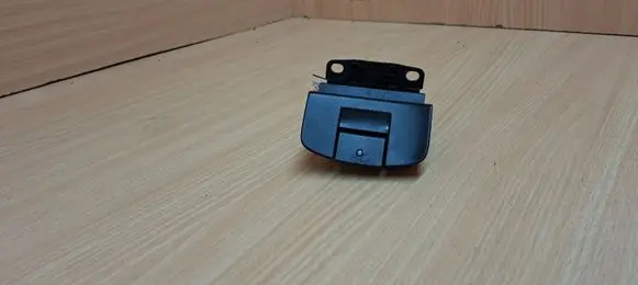 Renault Espace IV Hand parking brake switch 8200550545