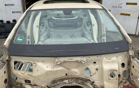 Mercedes-Benz E W213 Front windscreen/windshield window A2136703301 A2139006716 A2058210211