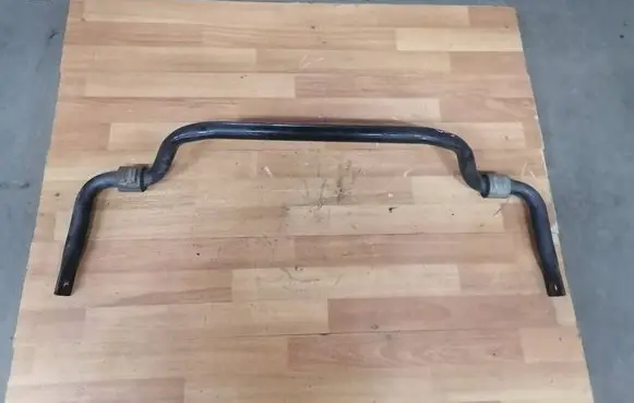 Mercedes-Benz CLS C219 Front anti-roll bar/sway bar A2113232865
