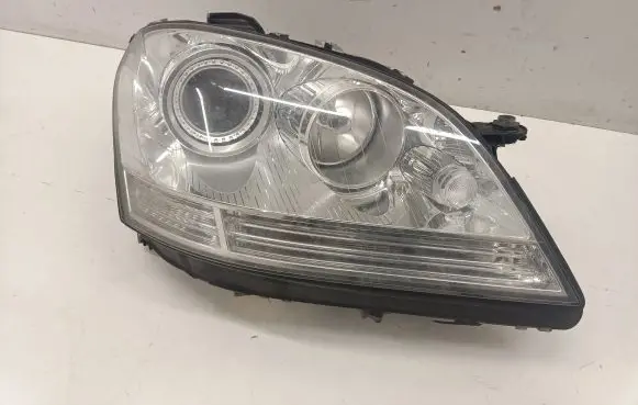Mercedes-Benz ML W164 Headlight/headlamp A0028206026 1ZS263036 1ZS26303632