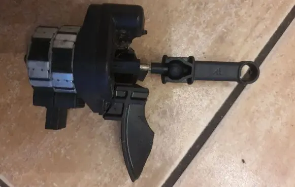 Mercedes-Benz S W221 Headlight level adjustment motor 1307220034