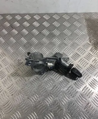 Opel Astra H Ignition lock 2421430