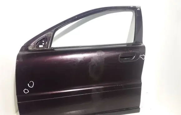 Volvo V70 Front door