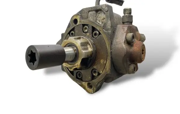 Opel Antara Fuel injection high pressure pump 16700ES60B 2940000471