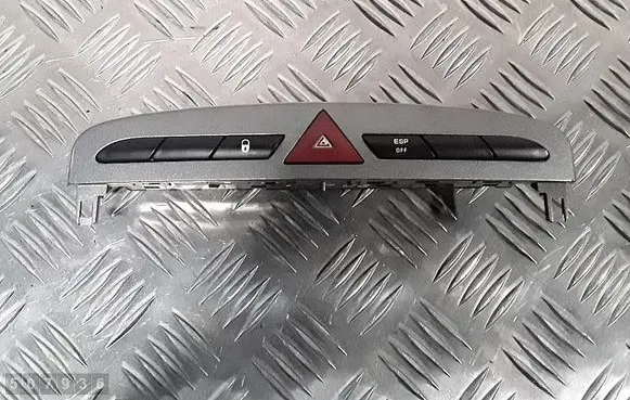 Peugeot 308 Hazard light switch 9659215177