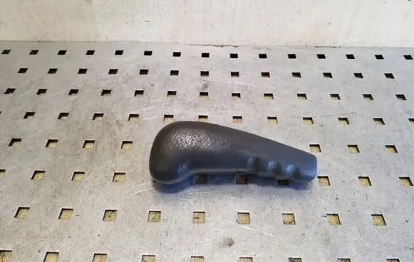 Mitsubishi Pajero Sport I Gear lever shifter trim leather/knob