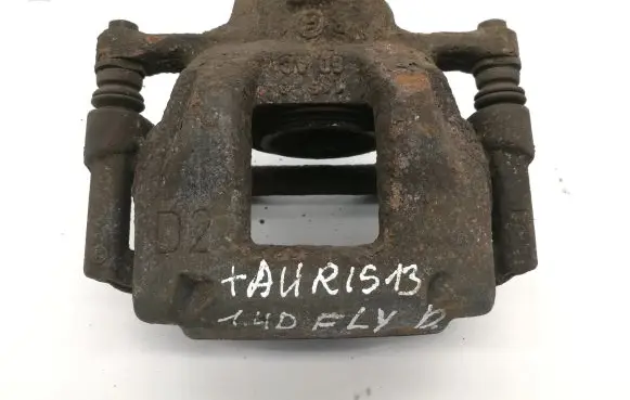 Toyota Auris E180 Front brake caliper