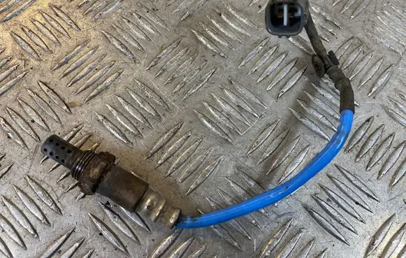 Subaru Legacy Lambda probe sensor 22690AA570