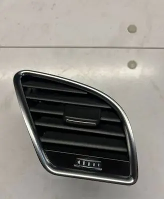 Audi A4 S4 B8 8K Dashboard side air vent grill/cover trim 8T1820902F