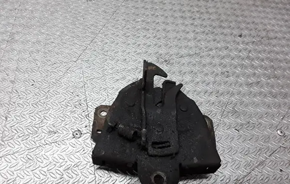 Mitsubishi Grandis Engine bonnet/hood lock/catch